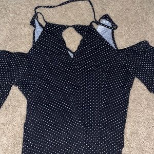 American Eagle Off the Shoulder Soft & Sext T-shirt Size XS